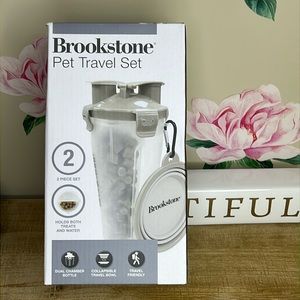 Brookstone Pet Travel Set